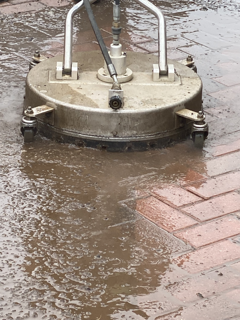 Swirlaway drive cleaning